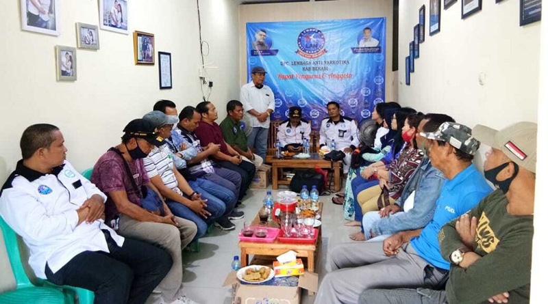 Pergerakan Lembaga Anti Narkotika atau LAN Bekasi makin bersinar di tengah pandemi COVID-19. Pengurus LAN Bekasi menggelar rapat, Sabtu (25/7/2020).