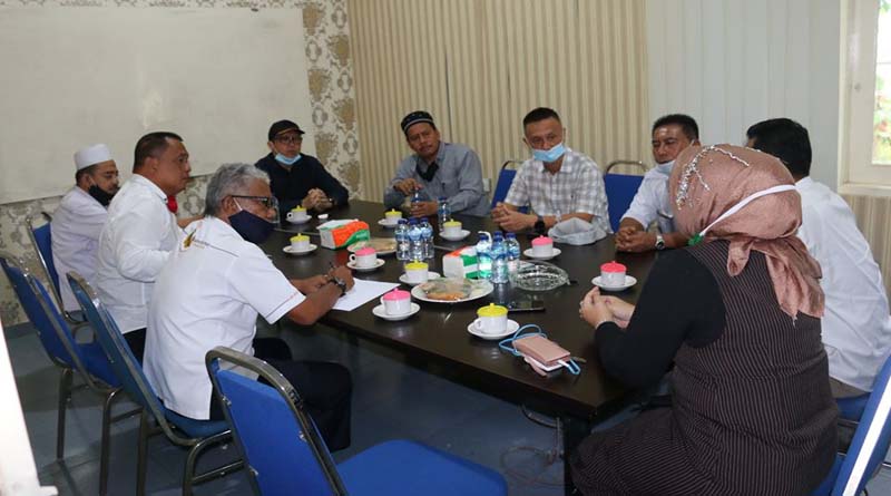 Komisi 2 DPRD Karimun saat sidak ke PD BPR Karimun. (foto: Dok. Humas DPRD Karimun)