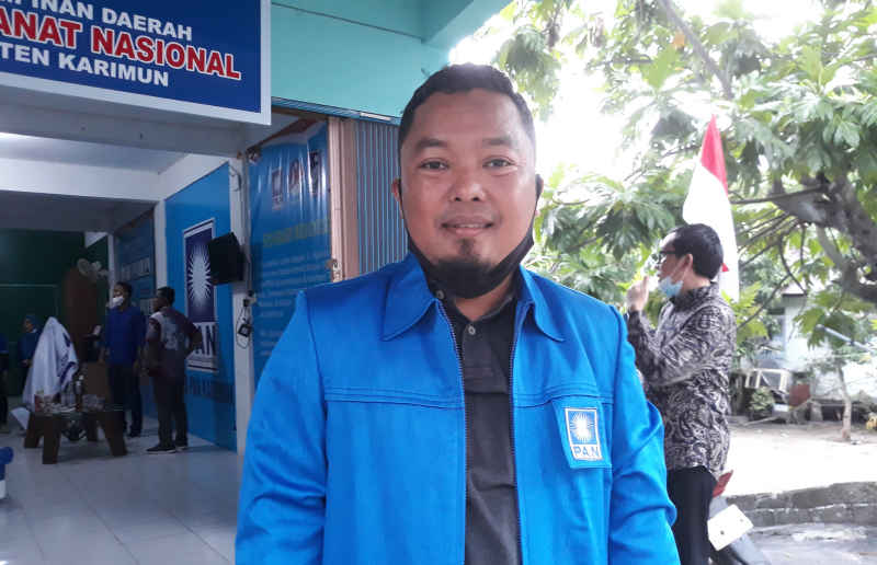 Sekretaris DPD PAN Karimun Ulil Amri. Hari ini, DPP PAN serahkan SK dukungan untuk Iskandarsyah-Anwar. (foto: rdi)