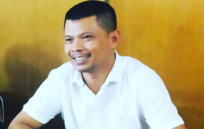 Ketua KPAD Inhil Adam. KPAD Inhil ingatkan orang tua awasi penggunaan gadget pada anak.