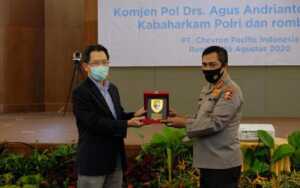 Kabaharkam-Polri-berkunjung-ke-Chevron