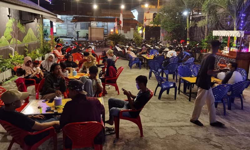 Raffa Cafe, milik siswa SMA di Karimun, Erlangga Pratama. (foto: pps)