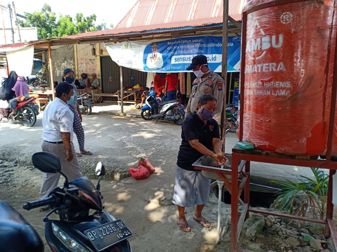 Salut Polres Karimun, makin gencar patroli dialogis cegah COVID-19. (foto: Dok. Humas Polres Karimun)