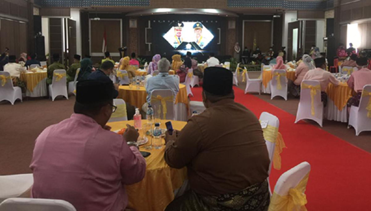 Syukuran Hari Jadi Kabupaten Karimun ke-21 di Kantor Bupati Karimun, Senin (12/10/2020. Sekilas capaian pembangunan Karimun di Hari Jadi ke-21. (foto: PS)