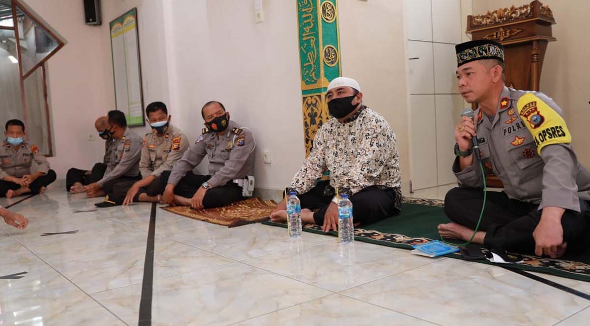 Maulid Nabi Polres Inhil Polres Inhil peringati Maulid Nabi Muhammad SAW, Wakapolres ajak jajaran teladani akhlak rasulullah. (foto: abd)