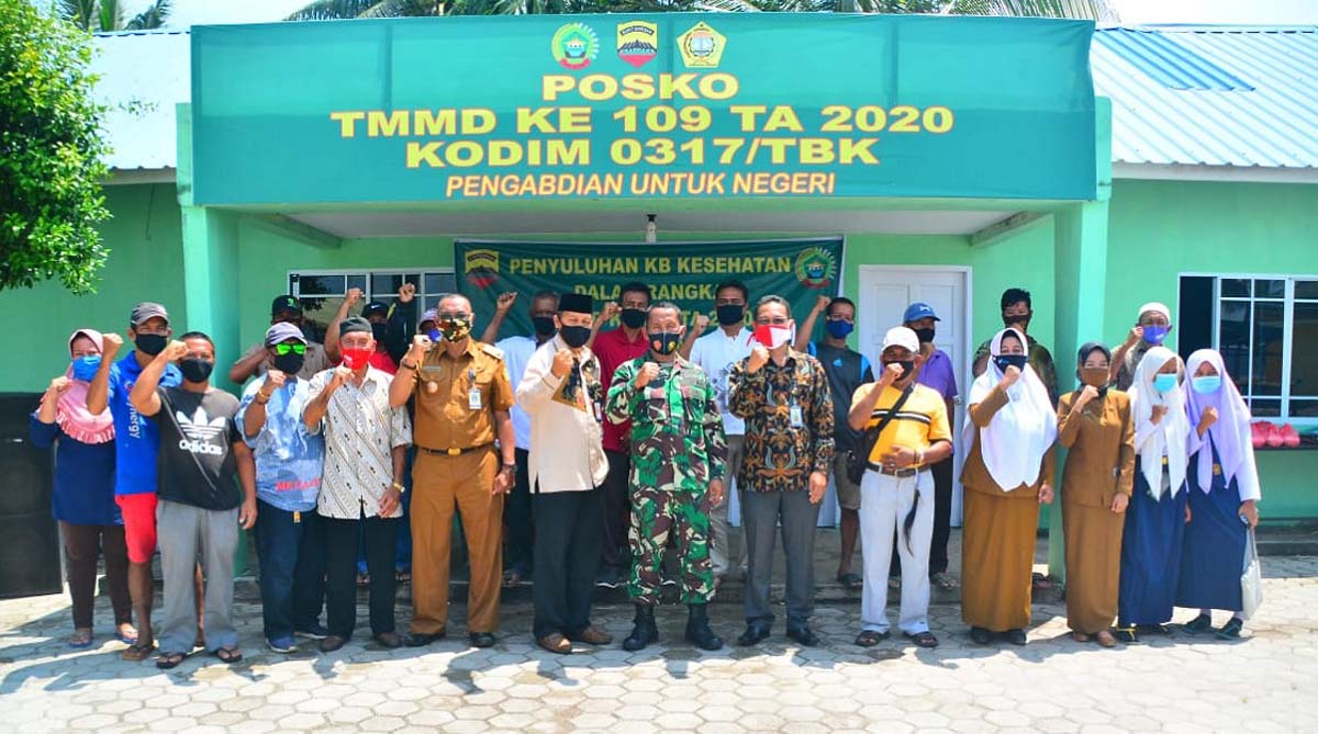 penyuluhan kesehatan TMMD Kodim Karimun Satgas TMMD 109 Beri Penyuluhan Pentingnya Menjaga Kesehatan dan KB. (foto: yra)