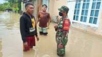 Hujan deras merendam sejumlah kawasan di Karimun, salah satunya di pemukiman Awang Nur, Baran, Kecamatan Meral, Rabu (4/11/2020). (Foto: yra)