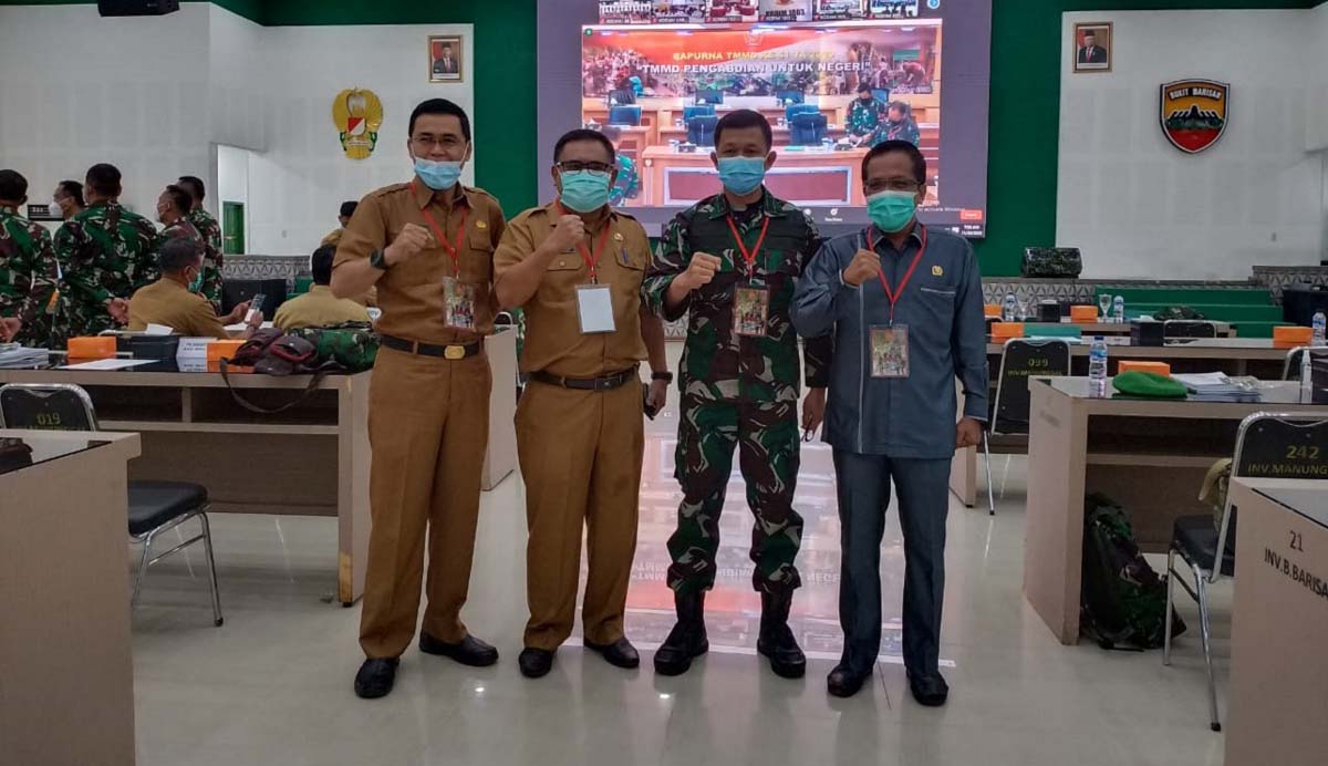 Dandim 0314/Inhil, Sekda dan Wakil Ketua DPRD Inhil menghadiri Ranpurna TMMD ke-41 di Makodam I/Bukit Barisan, Medan, Sumut. (foto: istimewa)