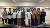 Ketua, Pengurus dan Pembina HIPMI berfoto besama usai Muscab IV di Hotel Karimun City, Sabtu (12/12/2020). (foto: istimewa)