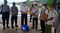 Pemkab Karimun mendistribusikan vaksin COVID-19 untuk Kecamatan Belat. Kecamatan termuda ini menerima 100 vial vaksin.