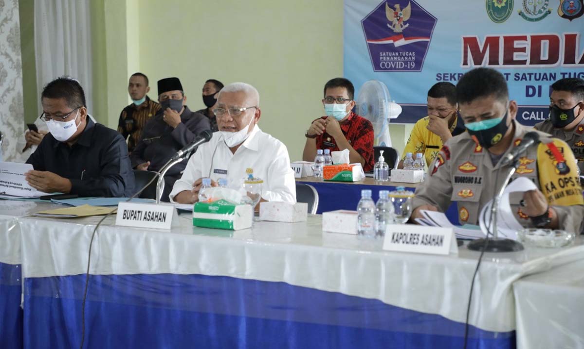 Bupati Asahan memimpin rakor pengendalian pandemi COVID-19, Kamis (21/1/2021).(foto: istimewa)