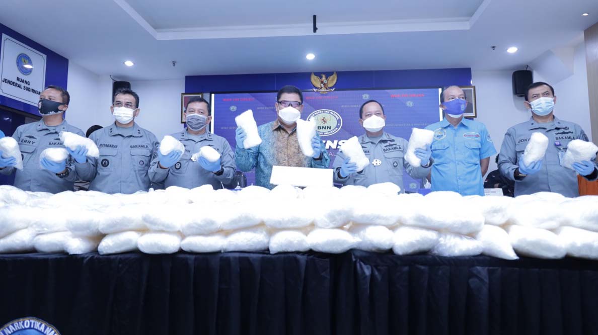 BNN Gagalkan peredaran narkoba jenis sabu BNN menggelar konferensi pers terkait pengungkapan peredaran 466,19 kilogram sabu dari empat sindikat di Palembang, Jakarta dan Medan. (foto: dok. Humas BNN)