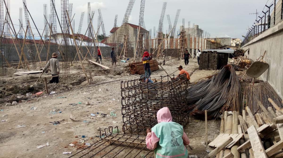 Developer nakal di Medan diduga manipulasi data unit IMB Developer perumahan nakal diduga manipulasi data unit IMB. (foto: ronald)