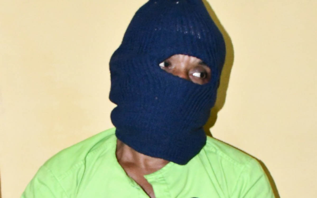 IMG-20210218-WA004120210218 Satu dari dua tersangka kasus pembunuhan di Simpang Jernih yang diamankan Polres Aceh Timur. (foto: Dok. Humas Polres Aceh Timur)