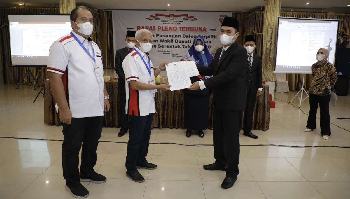 KPU Asahan tetapkan calon bupati dan wakil bupati terpilih pada Pilkada 2020. (foto: kk)