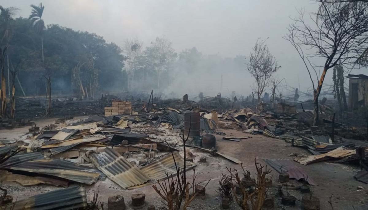 Karhutla di Kundur Utara Rumah warga turut hangus akibat kebakaran hutan dan lahan (karhutla) di Kundur Utara, Kabupaten Karimun, Kepulauan Riau.