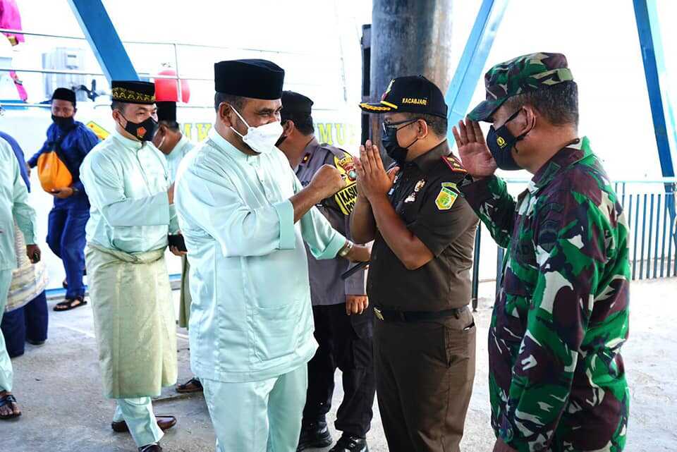 Bupati Karimun tiba di pelabuhan Tanjungbatu, Kecamatan Kundur.