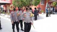 Polres Karimun kawasn Jumat Agung-1 Kapolres Karimun AKBP Muhammad Adenan memantau langsung pengamanan ibadat Jumat Agung, Jumat (2/4/2021).