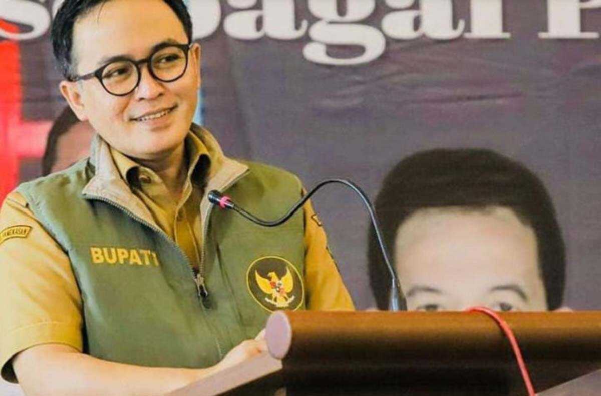 Bupati Pamekasan Baddrut Tamam