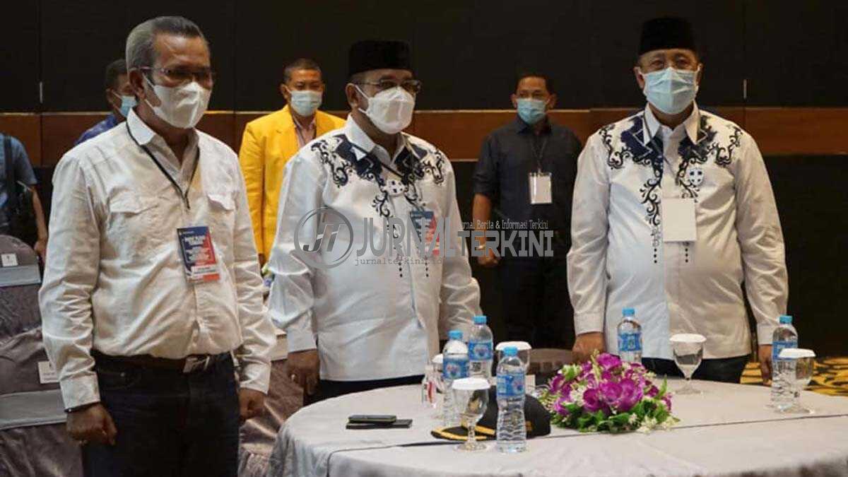 Ketua DPRD Karimun M Yusuf Sirat bersama Aunur Rafiq dan AnwarHasyim (foto: humas Pemkab Karimun)