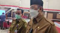 jelang PTM di Karimun Wakil Bupati Karimun didampingi Kepala Dinas Kesehatan Rachmadi (foto: yra)