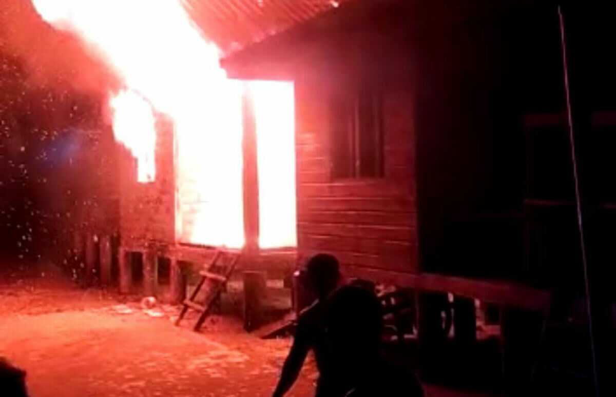 Kebakaran di Sugie Moro