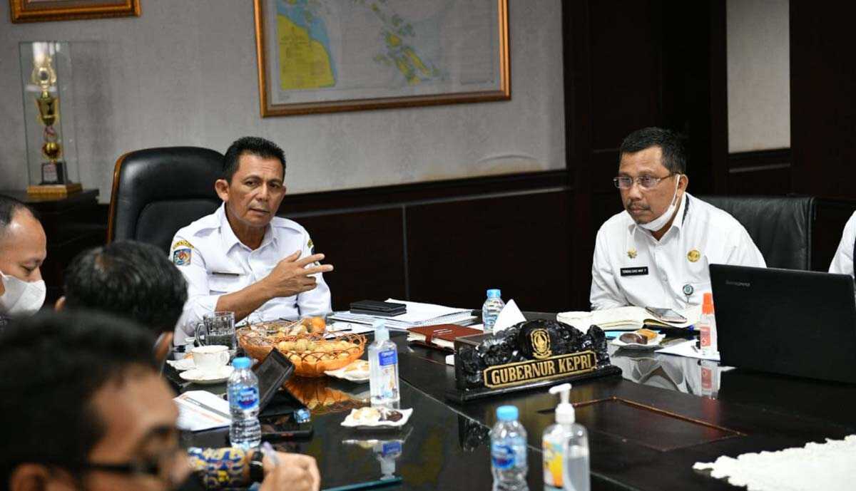 Travel Bubble bintan Gubernur Kepri Ansar Ahmad bersama sejumlah pembantunya mengikuti Rakor Travel Bubble Batam-Bintan-Singapura bersama Menko Perekonomian Airlangga Hartarto, Rabu (19/1/2022).