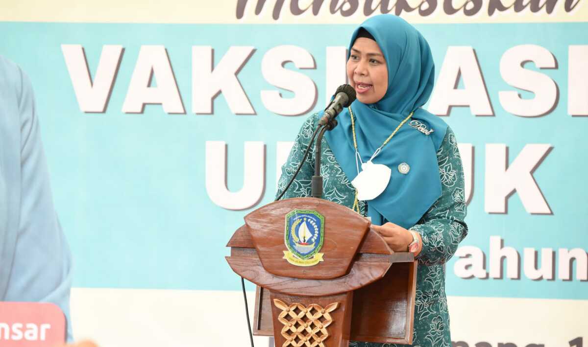 dewi kumalasari Ansar vaksinasi booster