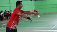 Kapolres Bintan membuka turnamen badminton Hari Bhayangkara ke-76. (foto: Dok. Humas Polres Bintan)