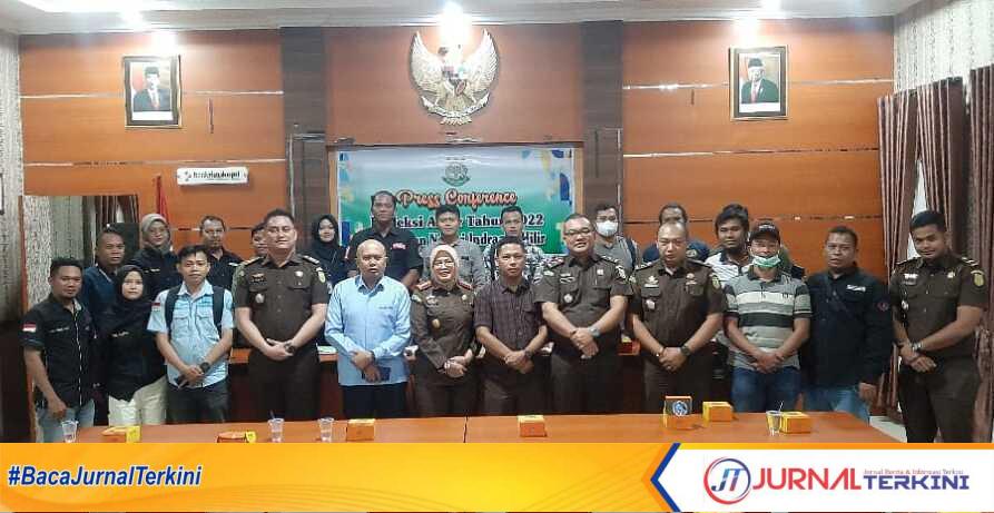 konferensi pers kejari inhil Press Conference Akhir Tahun 2022 Kejari Inhil, Selasa (20/12/2022). (JurnalTerkini.id/abdullah)