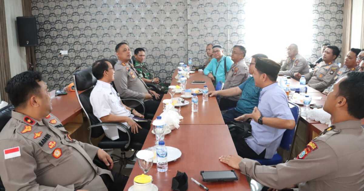 rakor natal polres Karimun Polres Karimun menggelar rapat koordinasi lintas sektoral membahas persiapan Operasi Lilin Seligi 2022 dalam rangka pengamanan Natal dan Tahun Baru 2023. (Dok. Humas Polres Karimun)