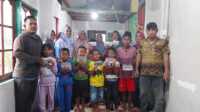 gerindra di Natuna 1 Para siswa-siswi yang menerima bantuan dari Partai Gerindra, Sabtu (28/1/2023) di Natuna. (foto/ist)