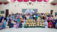pengukuhan IKKB Natuna Pengurus IKBB periode 2023-2026 berfoto bersama usai pengukuhan di Gedung Sri Srindit, Ranai, Minggu (29/1/2023). (Jurnal/istimewa)