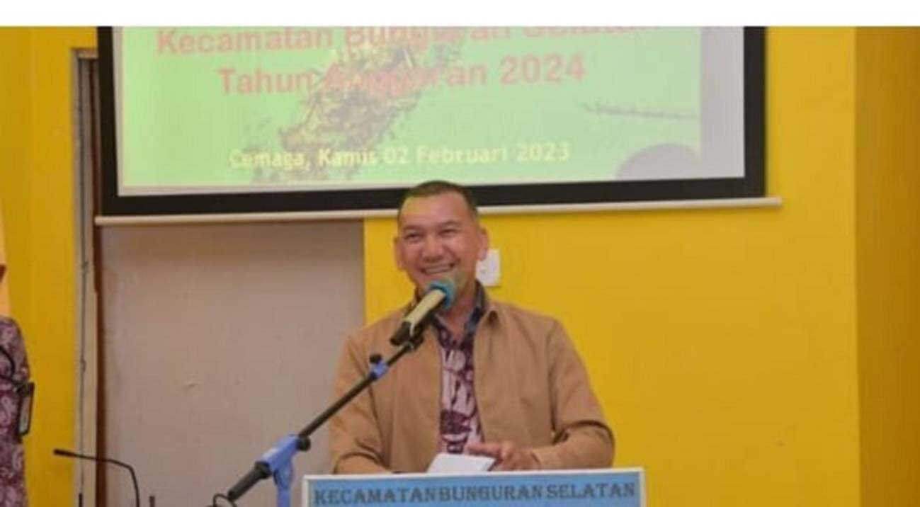 Wakil Bupati Natuna Rodhial Huda membuka Musrenbang Kecamatan Bunguran Selatan di Kantor Camat Bunguran Selatan, Kamis (2/2/2023). (Jurnal/ist)
