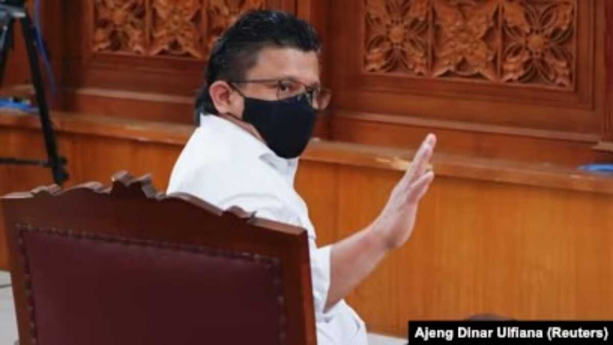 ferdy sambo Ferdy Sambo, mantan jenderal Polri yang menjadi tersangka kasus pembunuhan, menghadiri persidangannya di Pengadilan Negeri Jakarta Selatan, 13 Februari 2023. (Foto: REUTERS/Ajeng Dinar Ulfiana)