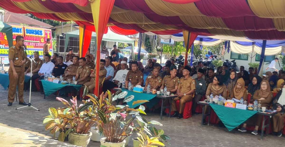 musrenbang kecamatan Aek ledong Asisten Perekonomian dan Pembangunan Setkab Asahan Muhilli Lubis membuka Musrenbang Kecamatan Aek Ledong, Selasa (14/2/2023). (JurnalTerkini.id/rizki)