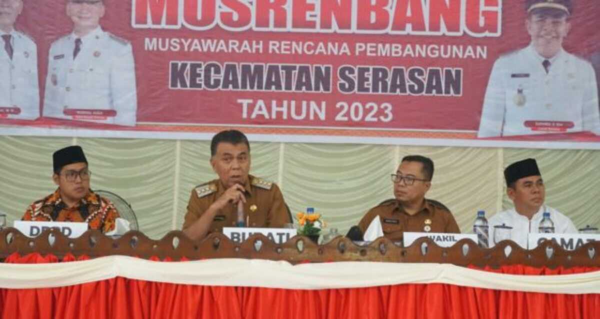 Bupati Natuna, Wan Siswandi membuka Musyawarah Rencana Pembangunan (Musrenbang) Kecamatan Serasan, Jumat 10 Februari 2023. (Foto: ist)