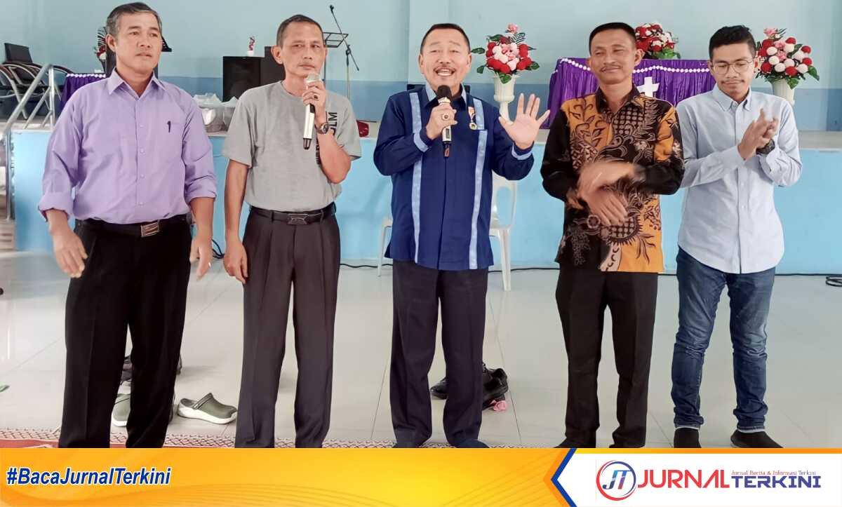 Bobby Jayanto (tengah) menyampaikan sambutan pada acara pesta tahunan marga Tobing Tanjungpinang, Sabtu (18/3/2023). (Foto: Ist/jurnalterkini.id)