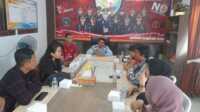 Kepala Lapas Narkotika Kelas II A Tanjungpinang Eddi Mulyono, bersilaturahmi dengan awak media, Senin (20/3/2023). (Foto: Anton Marulam/jurnalterkini.id).