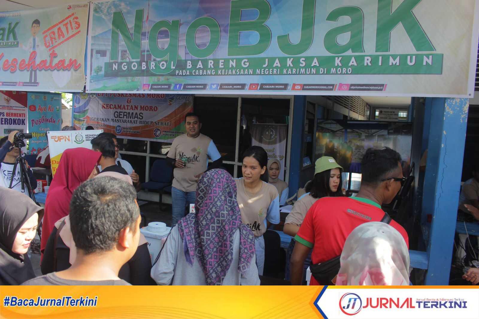 Kacabjari Moro Haryo Nugroho di lokasi NgobJak, di bekas kantor camat, Kelurahan Moro, Kecamatan Moro, Jumat (17/3/2023). (Foto istimewa)