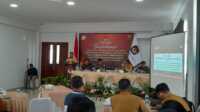 Komisi Pemilihan Umum Kabupaten Karimun mensosialisasikan PKPU No 6 tahun 2023 tentang Daerah Pemilihan dan Alokasi Kursi dalam Pemilu 2024 di Hotel Sri Tanjung Gelam, Tanjung Balai Karimun, Selasa (21/3/2023). (JurnalTerkini.id/rusdi)