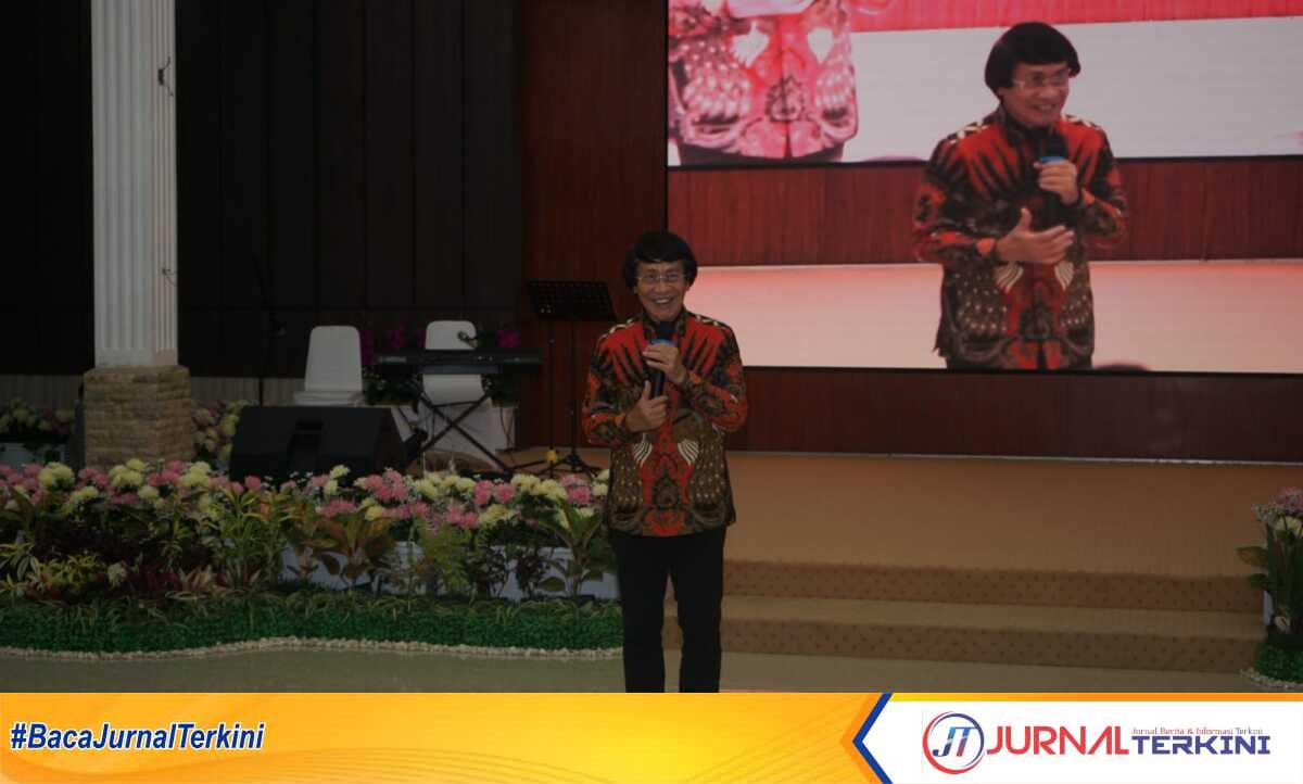 Ketua Lembaga Perlindungan Anak Indonesia (LPAI) Seto Mulyadi dalam acara di Pendopo Rumah Dinas Bupati Asahan, Kamis (16/3/2023). (JurnalTerkini.id/rizki)