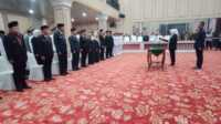 pelantikan pejabat Musi Rawas 2 Bupati Musi Rawas Hj Ratna Mahmud melantik 12 camat dan 5 kepala puskesmas di Auditorium Kantor Bupati Musi Rawas, Jumat (31/3/2023). (JurnalTerkini.id/alam budi kesuma)