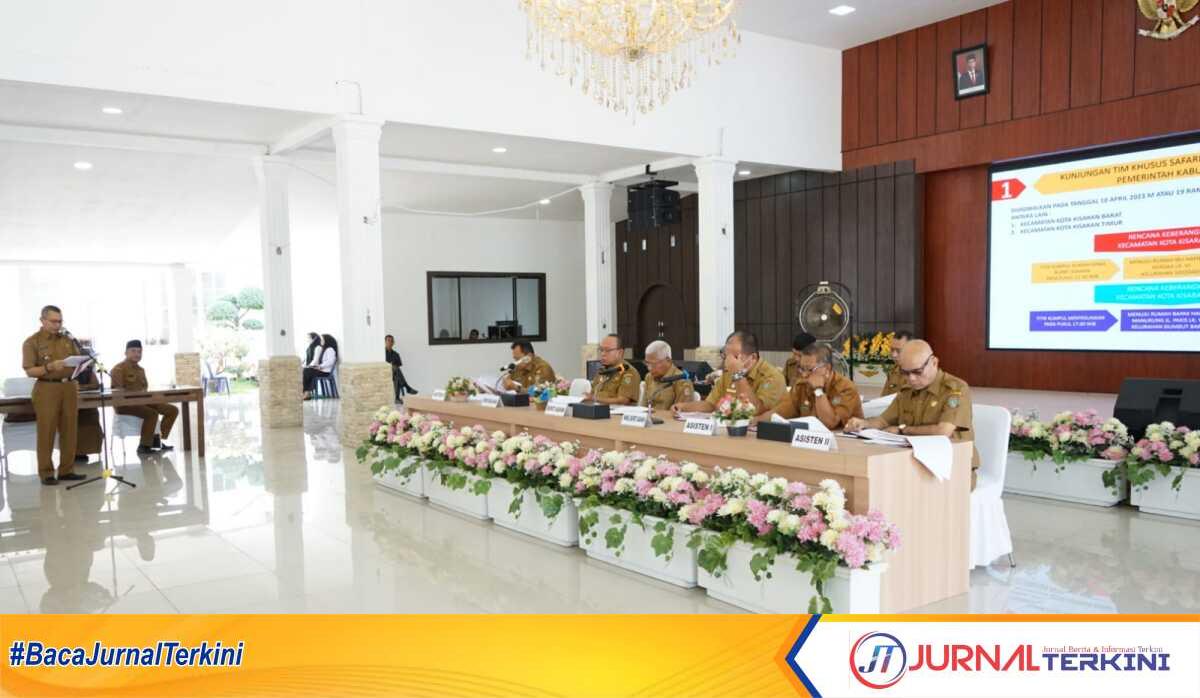 Bupati Asahan H Surya BSc memimpin Rapat Koordinasi Pemerintahan di Pendopo Rumah Dinas Bupati Asahan, Senin (10/4/2023). (JurnalTerkini.id/rizki)