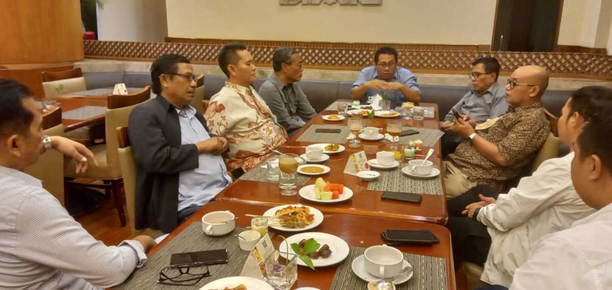 Buka Puasa Bersama Pengurus SMSI Pusat di Hotel Milenium Jakarta, Kamis (6/4/2023). (foto Dok. SMSI)