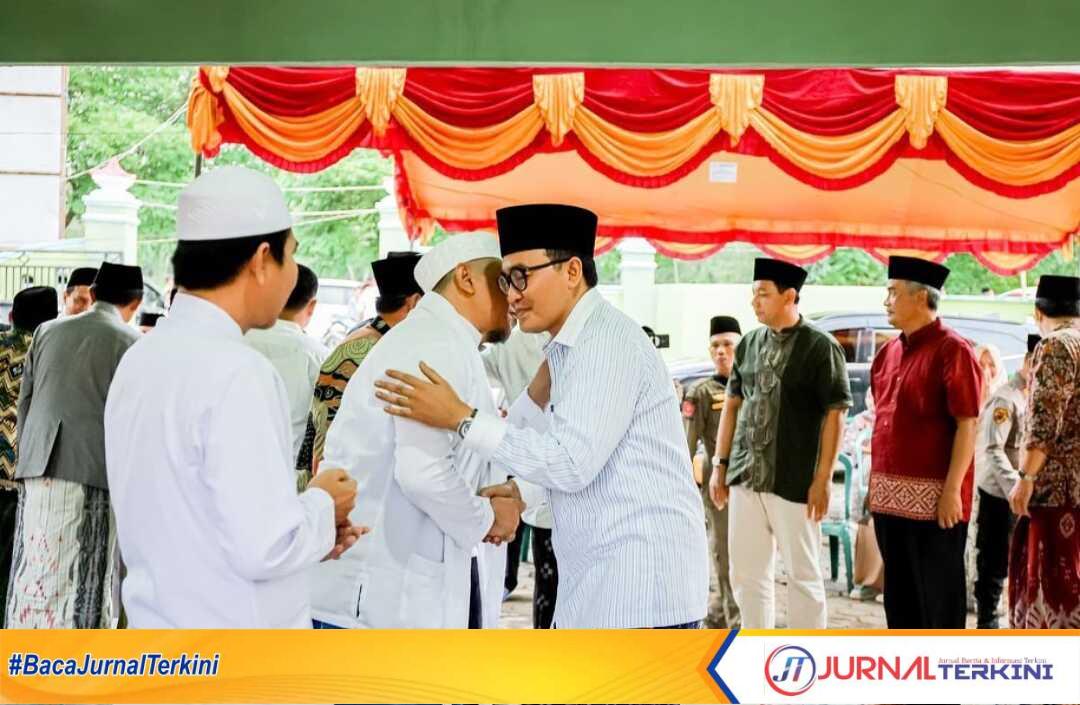 IMG_20230505_070112 Bupati Pamekasan, H. Baddrut Tamam, setibanya di Kantor Kecamatan Pasean dalam acara Safari Ramadhan