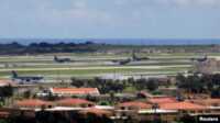 Pemandangan dari sejumlah pesawat militer AS yang diparkir di Pangkalan Udara Andersen di Guam, AS, pada 15 Agustus 2017. (Foto: Reuters/Erik De Castro)