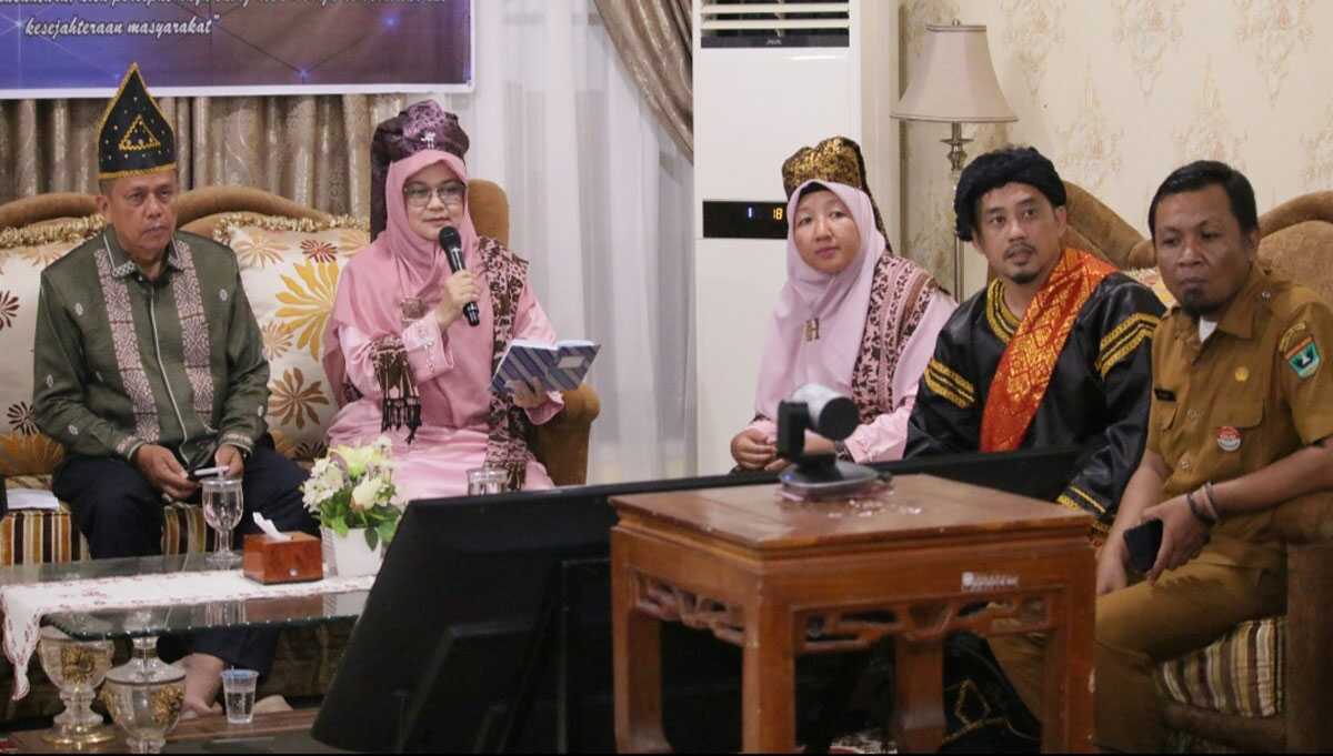 Inovator Tekonologi Tepat Guna (TTG) Payakumbuh Ronaldi Zamora dinilai tim pusat melalui zoom meeting, Selasa (25/5/2023). (sumbar.siberindo.co)