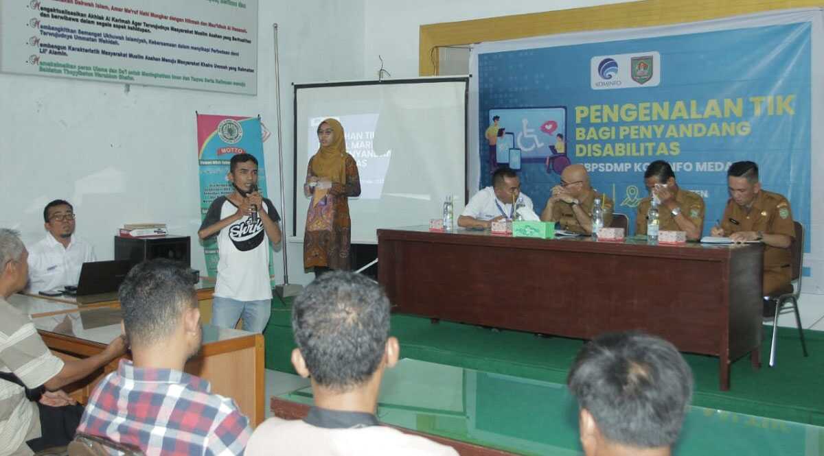 Kegiatan pelatihan dan pengenalan teknologi informasi dan komunikasi (TIK) bagi penyandang disabilitas di aula MUI Asahan, Senin (8/5/2023). (JurnalTerkini.id/Rizki)