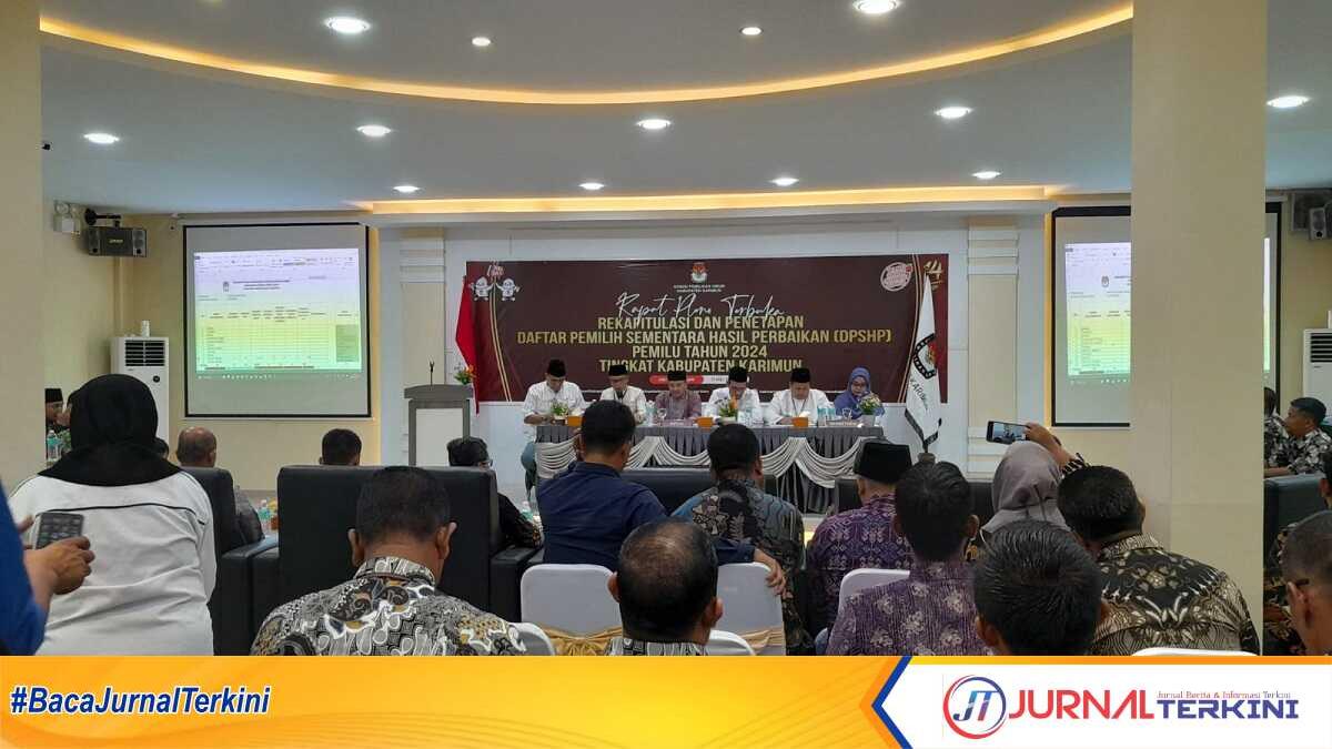 rapat pleno DPS KPU Karimun-1 Rapat pleno terbuka penetapan DPSHP Pemilu 2024 yang digelar KPU Karimun di Hotel Alishan, Tanjung Balai Karimun, Kamis (11/5/2023). (JurnalTerkini.id/rusdi)